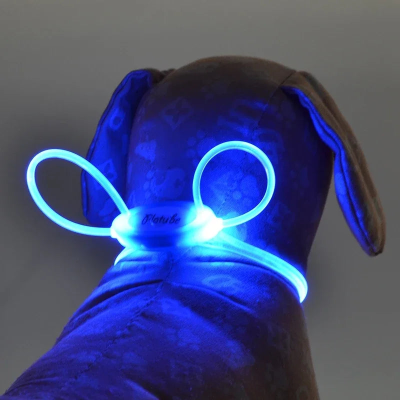 1 Pcs LED Pet Collar Adjustable Night Safety Dog Collar Luminous Light up Pet Dog Bright Collar Leash Glow in the Dark Outdoor